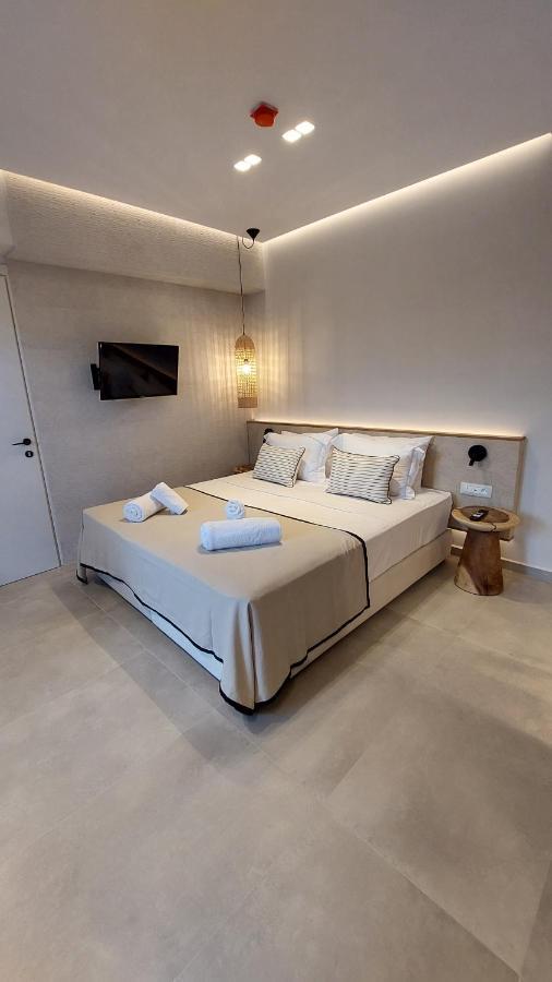 Niriides Palace Gournes Gouvon Room photo